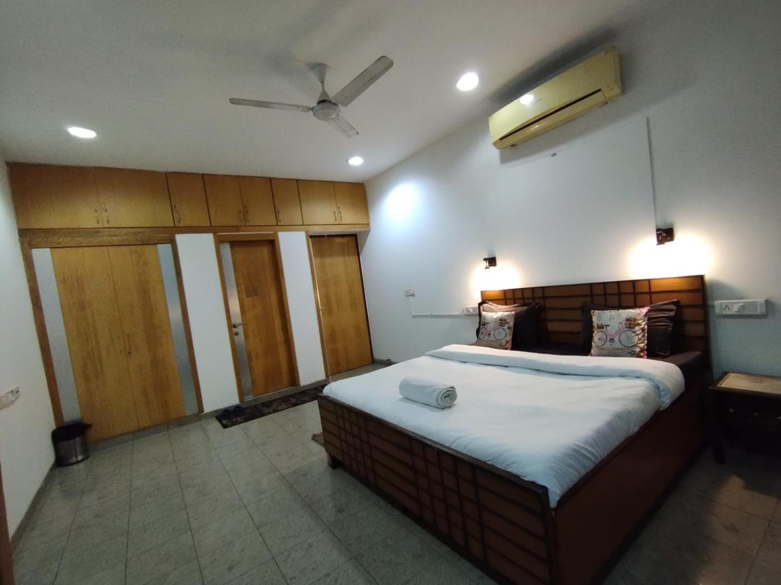 A Sleepy Fox Hostel New Delhi Exterior foto