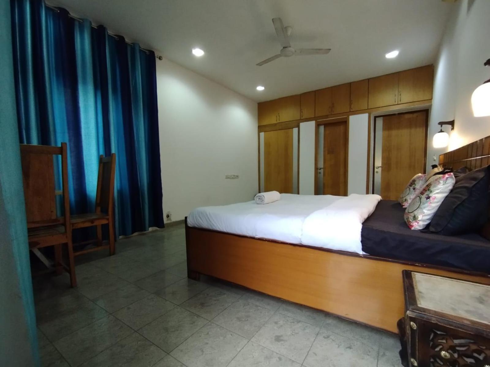 A Sleepy Fox Hostel New Delhi Exterior foto
